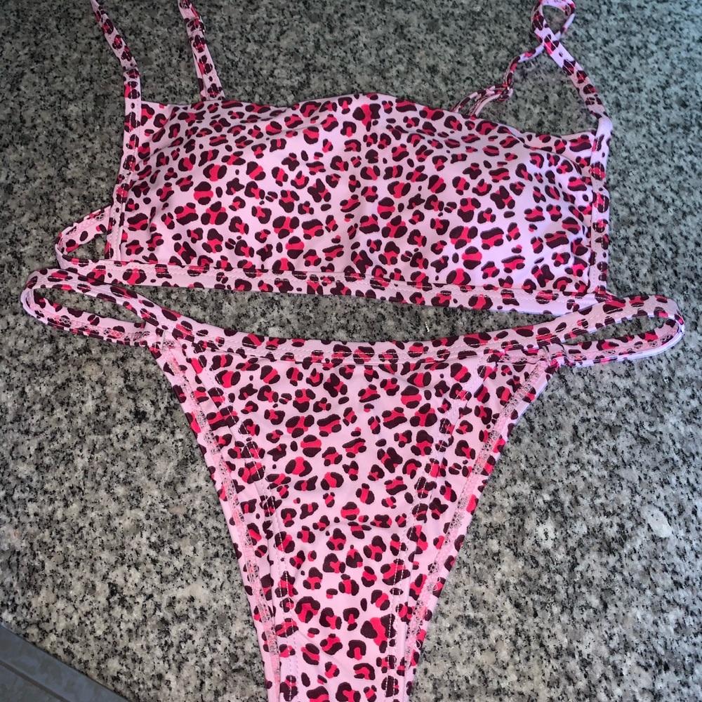 NWOT. Brand new leopard bikini